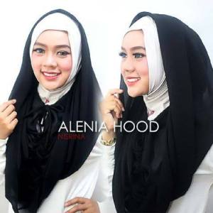 nisrina hijab alenia hood cream hitam